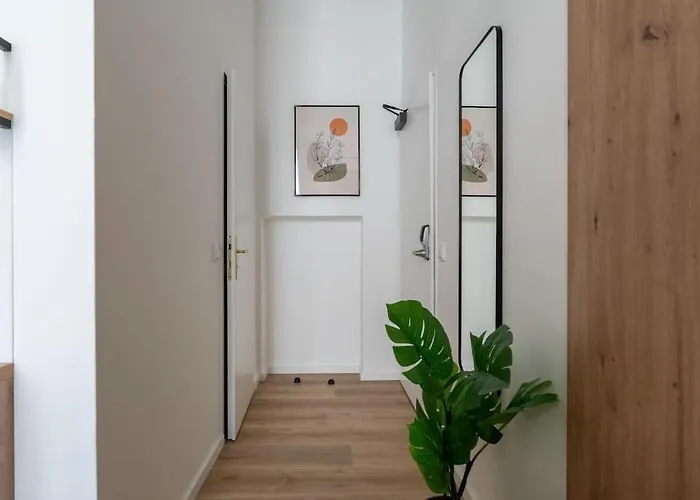 Suite, Self Check-in By Hm *