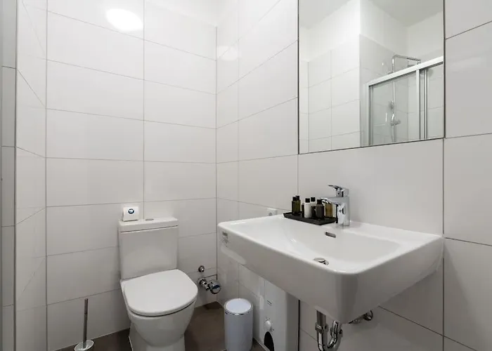 Suite, Self Check-in By Hm